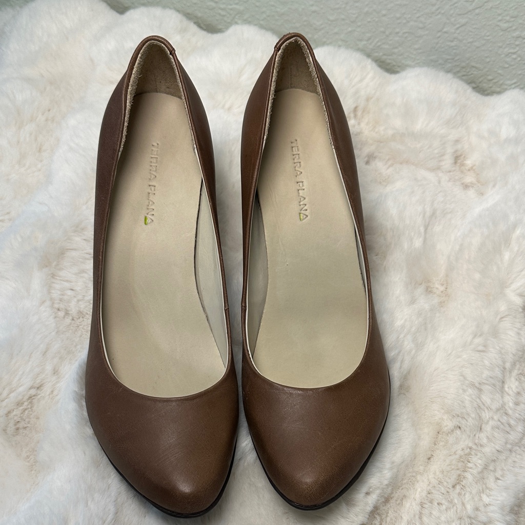 Terra Plana Women's Brown Pumps